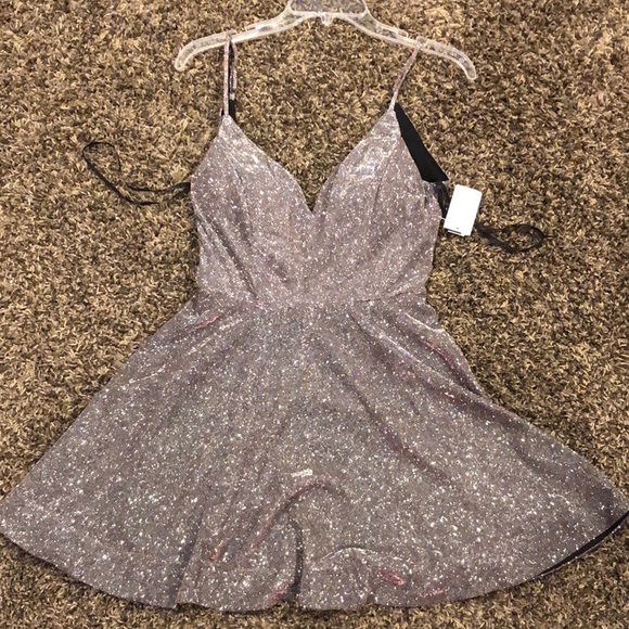 too short on me - Picture 1 of 2